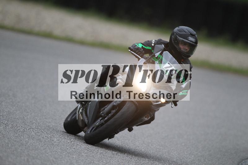 Archiv-2025/10 23.04.2025 Cornu Master School ADR/gruen-vert/70